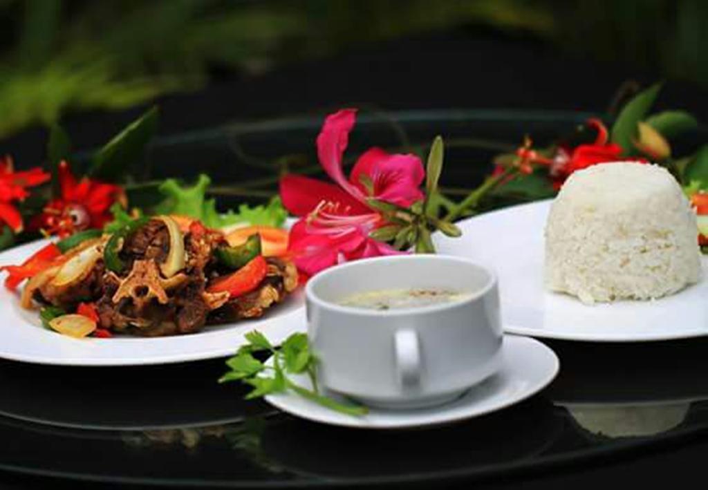 Grand Legi Hotel Mataram Kültér fotó